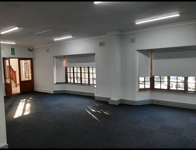 88M² OFFICE TO LET IN HILLCREST CENTRAL